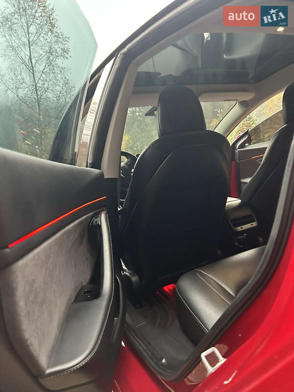 Седан Tesla Model 3 2018 в Трускавці фото 30 Седан Tesla Model 3 2018 в Трускавці