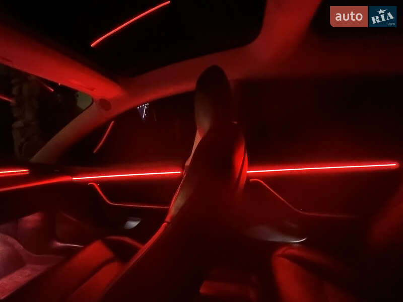 Седан Tesla Model 3 2018 в Трускавці фото 45 Седан Tesla Model 3 2018 в Трускавці