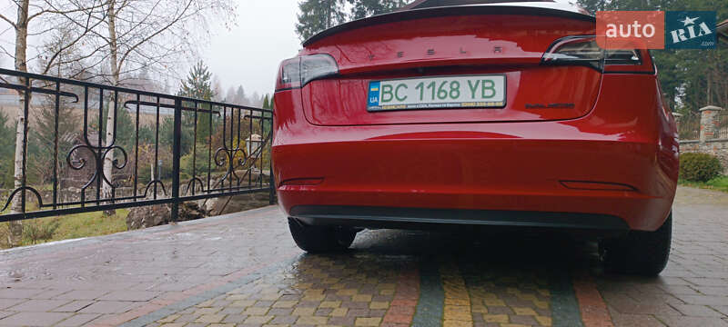 Седан Tesla Model 3 2018 в Трускавці фото 53 Седан Tesla Model 3 2018 в Трускавці