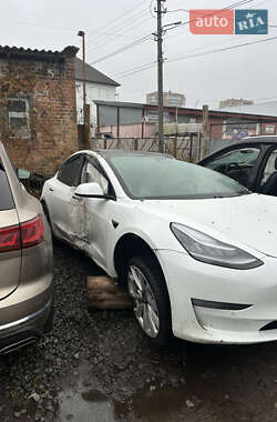 Седан Tesla Model 3 2019 в Житомире