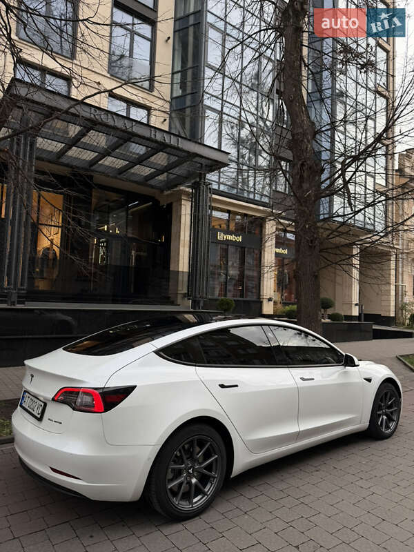 Седан Tesla Model 3 2021 в Івано-Франківську фото 13 Седан Tesla Model 3 2021 в Івано-Франківську