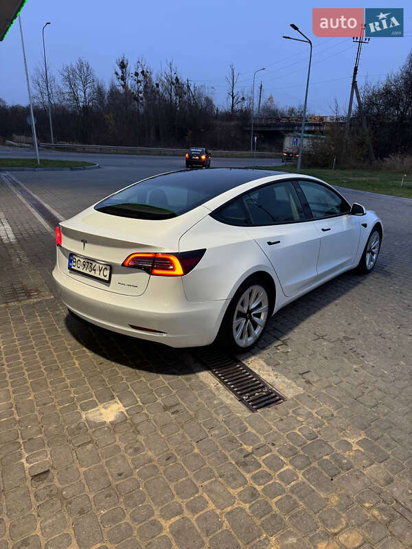 Седан Tesla Model 3 2021 в Львове фото 9 Седан Tesla Model 3 2021 в Львове