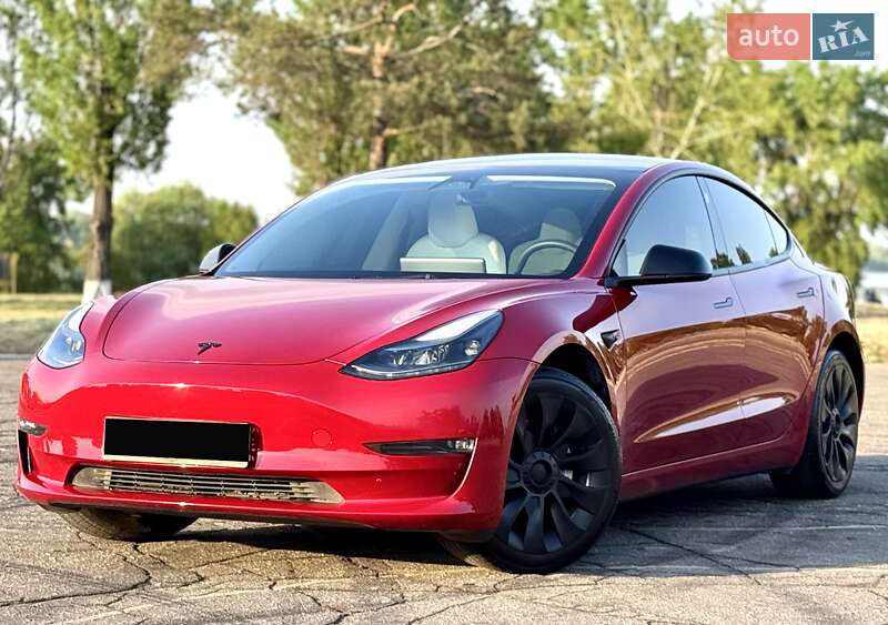 Седан Tesla Model 3 2023 в Днепре