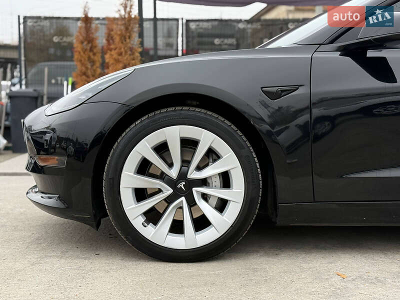 Седан Tesla Model 3 2022 в Києві фото 35 Седан Tesla Model 3 2022 в Києві