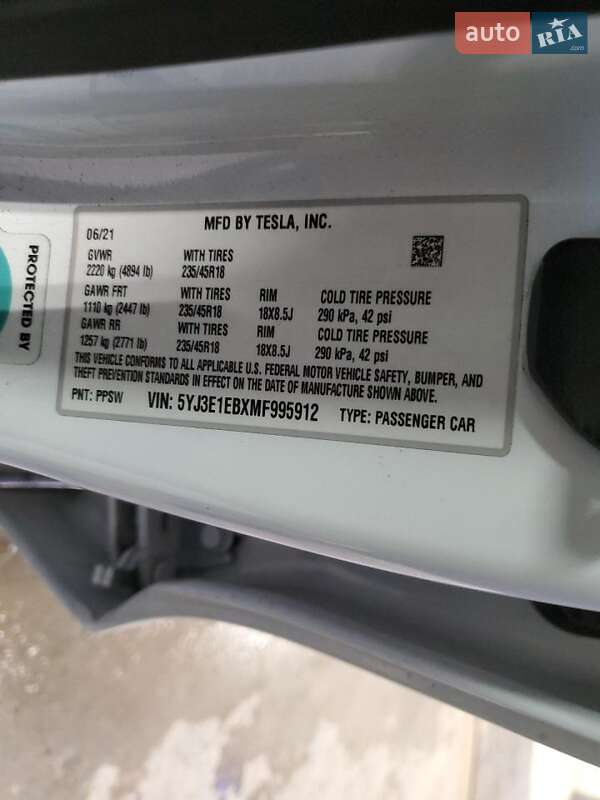 Седан Tesla Model 3 2021 в Одессе