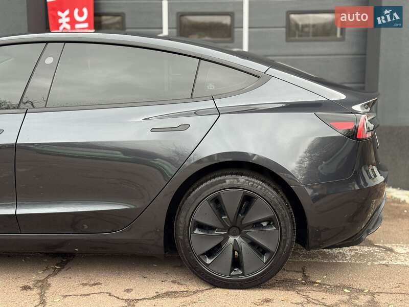 Седан Tesla Model 3 2024 в Києві фото 7 Седан Tesla Model 3 2024 в Києві