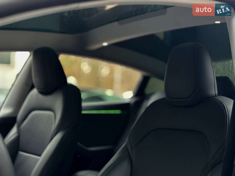 Седан Tesla Model 3 2024 в Києві фото 14 Седан Tesla Model 3 2024 в Києві