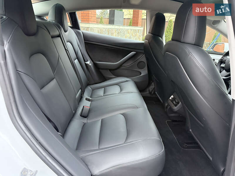 Седан Tesla Model 3 2021 в Луцке фото 48 Седан Tesla Model 3 2021 в Луцке