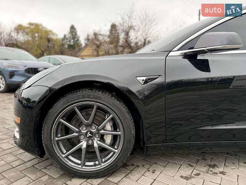 Седан Tesla Model 3 2019 в Луцке фото 4 Седан Tesla Model 3 2019 в Луцке