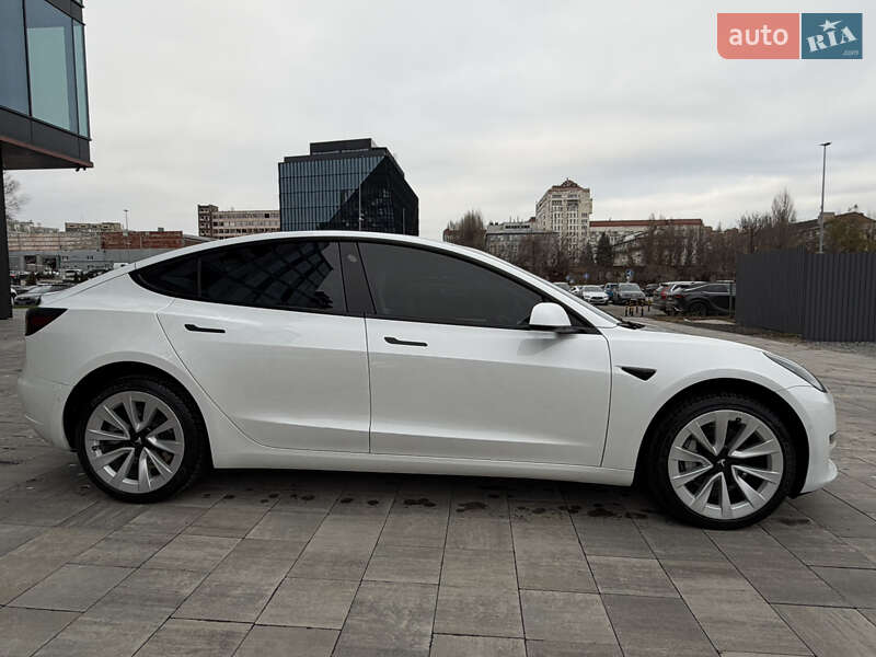 Седан Tesla Model 3 2021 в Киеве фото 4 Седан Tesla Model 3 2021 в Киеве
