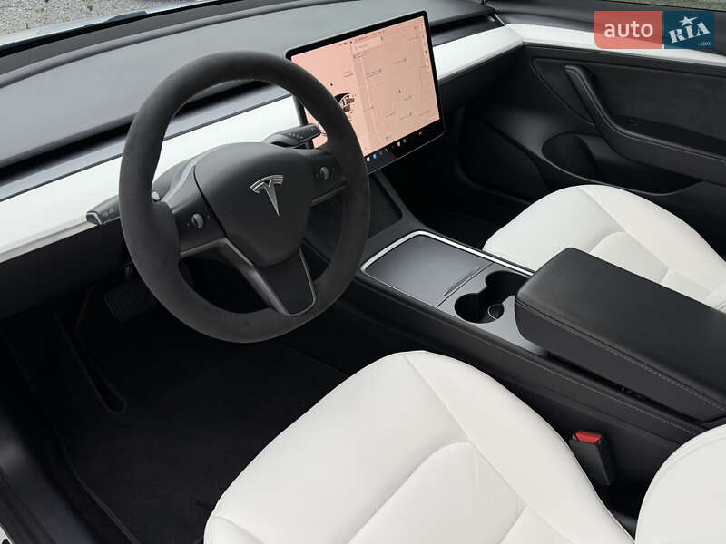 Седан Tesla Model 3 2021 в Киеве фото 10 Седан Tesla Model 3 2021 в Киеве