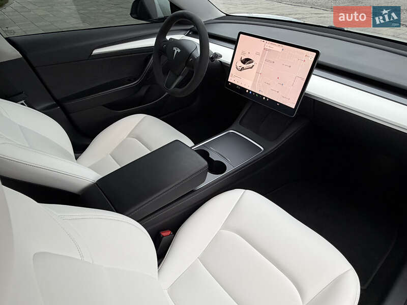 Седан Tesla Model 3 2021 в Киеве фото 13 Седан Tesla Model 3 2021 в Киеве