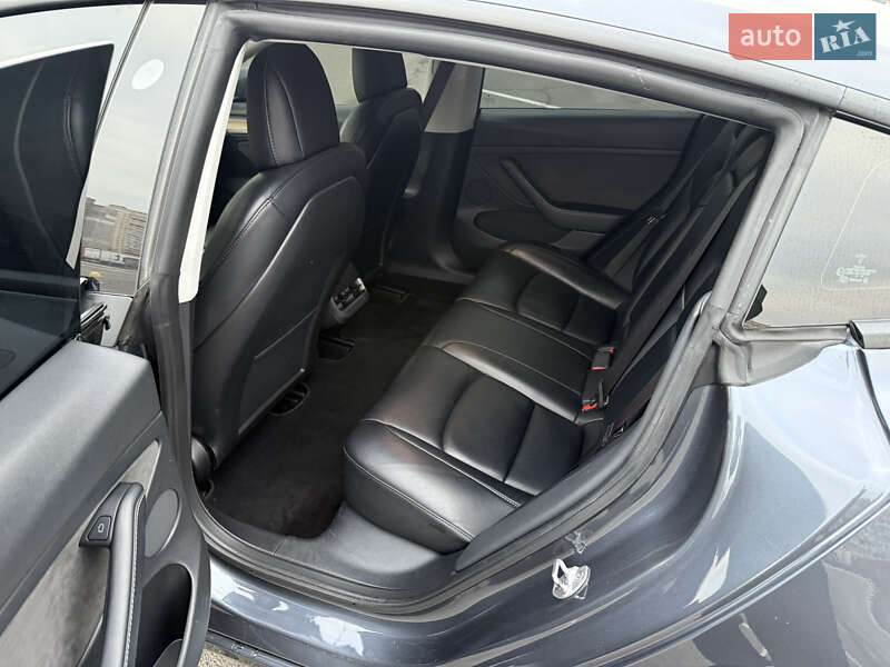 Седан Tesla Model 3 2022 в Киеве фото 8 Седан Tesla Model 3 2022 в Киеве
