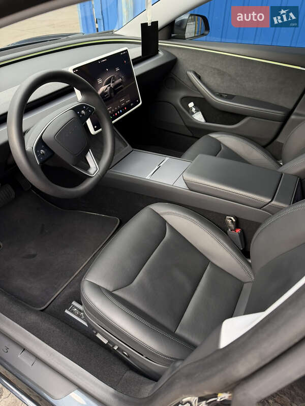 Седан Tesla Model 3 2024 в Дніпрі фото 7 Седан Tesla Model 3 2024 в Дніпрі