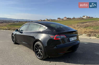 Седан Tesla Model 3 2019 в Дрогобичі