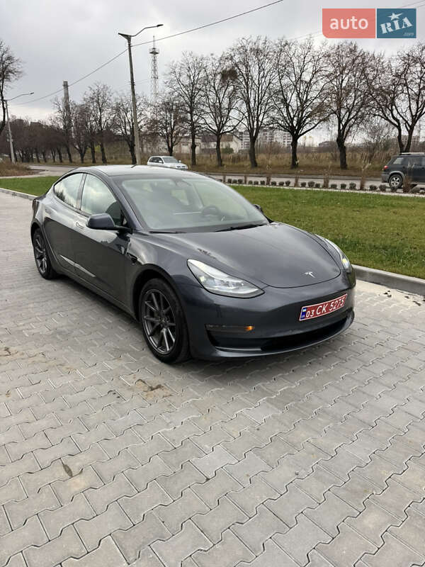 Седан Tesla Model 3 2022 в Рівному фото Седан Tesla Model 3 2022 в Рівному