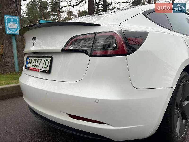 Седан Tesla Model 3 2021 в Киеве фото 22 Седан Tesla Model 3 2021 в Киеве