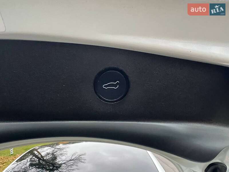 Седан Tesla Model 3 2021 в Киеве фото 44 Седан Tesla Model 3 2021 в Киеве