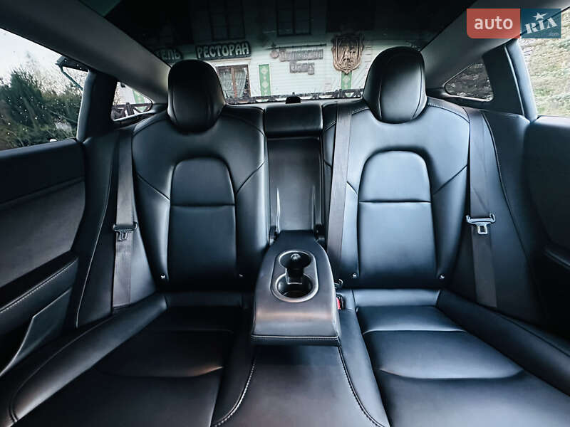 Седан Tesla Model 3 2018 в Львове фото 27 Седан Tesla Model 3 2018 в Львове