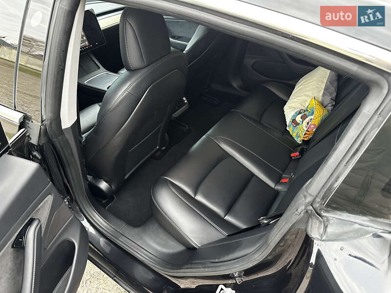 Седан Tesla Model 3 2018 в Луцьку фото 19 Седан Tesla Model 3 2018 в Луцьку
