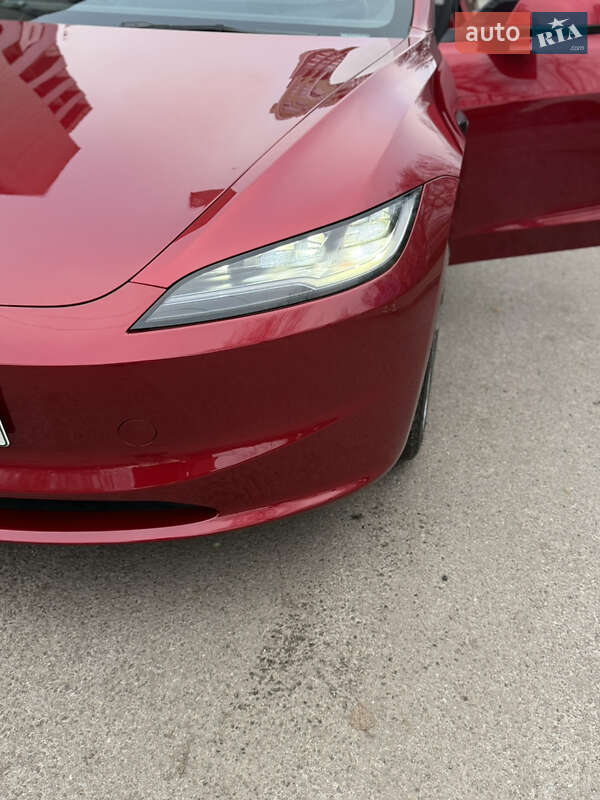 Седан Tesla Model 3 2024 в Чернигове фото 11 Седан Tesla Model 3 2024 в Чернигове