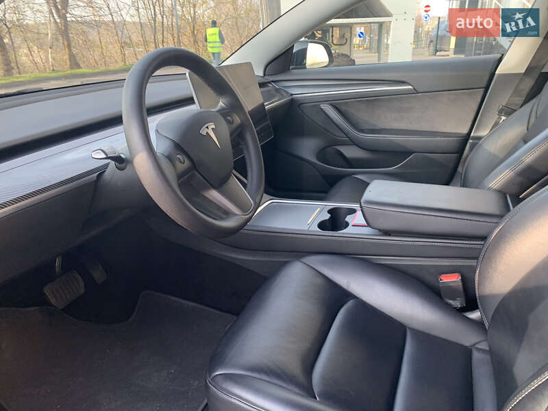 Седан Tesla Model 3 2022 в Киеве фото 15 Седан Tesla Model 3 2022 в Киеве