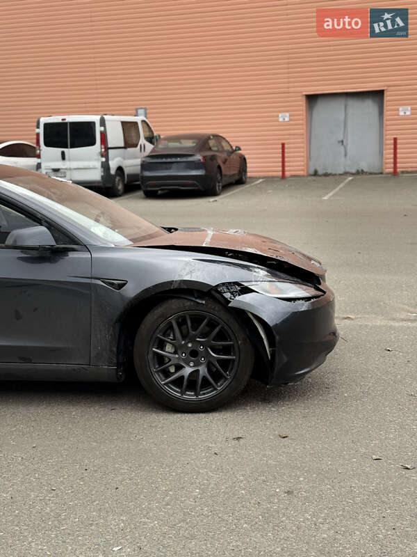 Седан Tesla Model 3 2025 в Киеве фото 9 Седан Tesla Model 3 2025 в Киеве