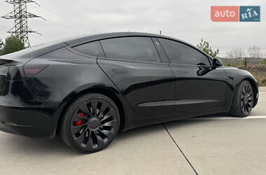 Седан Tesla Model 3 2023 в Житомирі