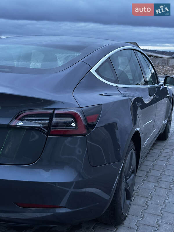 Седан Tesla Model 3 2019 в Дубно фото 4 Седан Tesla Model 3 2019 в Дубно