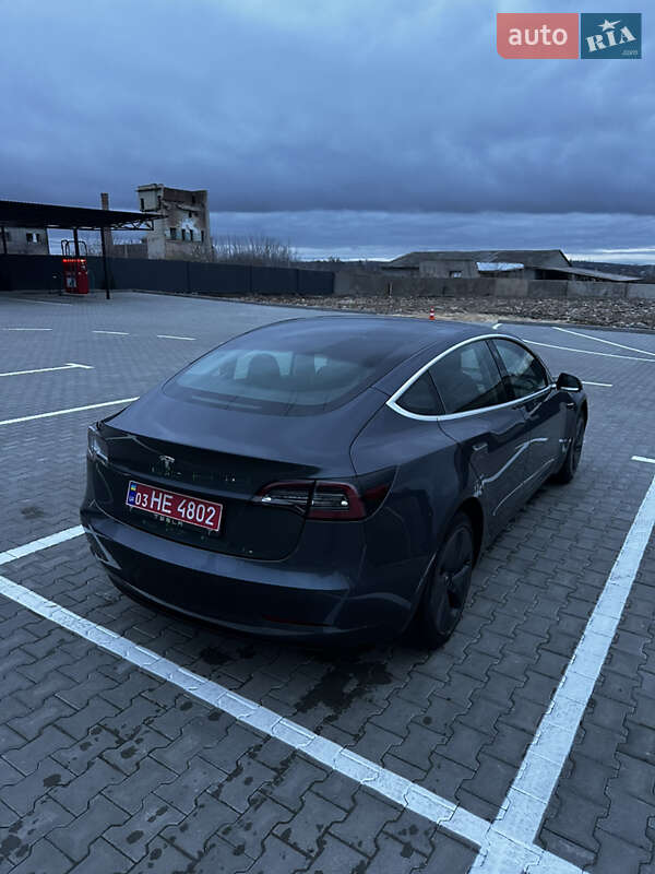 Седан Tesla Model 3 2019 в Дубно фото 12 Седан Tesla Model 3 2019 в Дубно