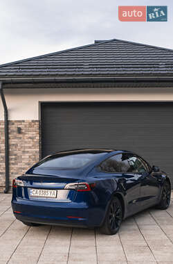 Седан Tesla Model 3 2021 в Черкассах