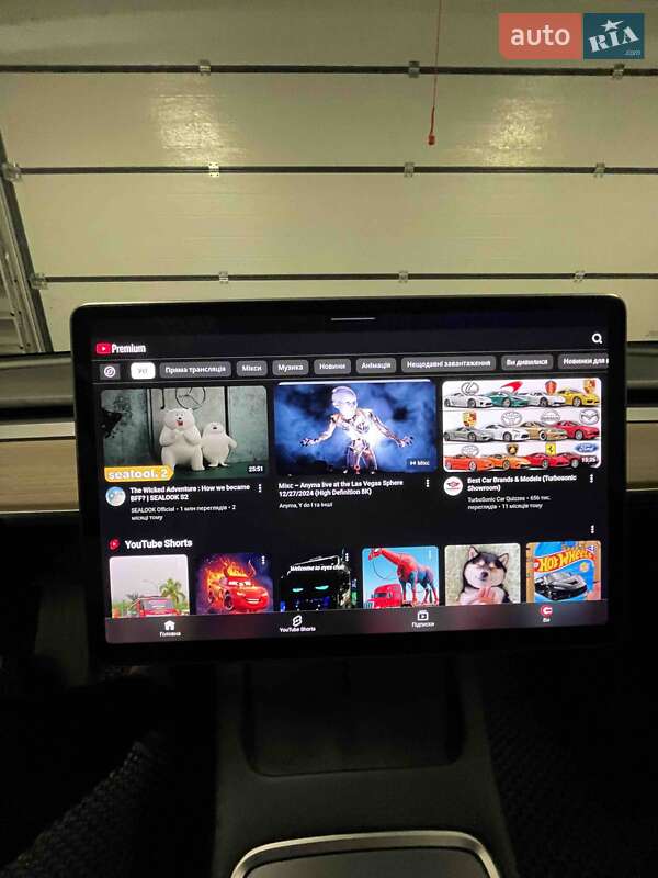 Седан Tesla Model 3 2021 в Черкасах