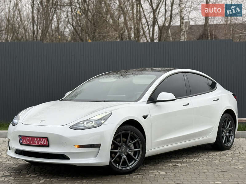 Седан Tesla Model 3 2023 в Львове фото 12 Седан Tesla Model 3 2023 в Львове