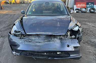 Седан Tesla Model 3 2022 в Луцке