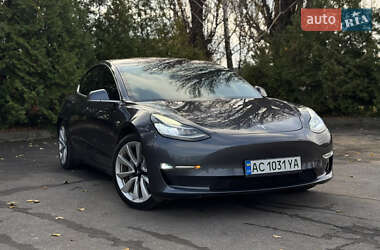 Седан Tesla Model 3 2018 в Житомире