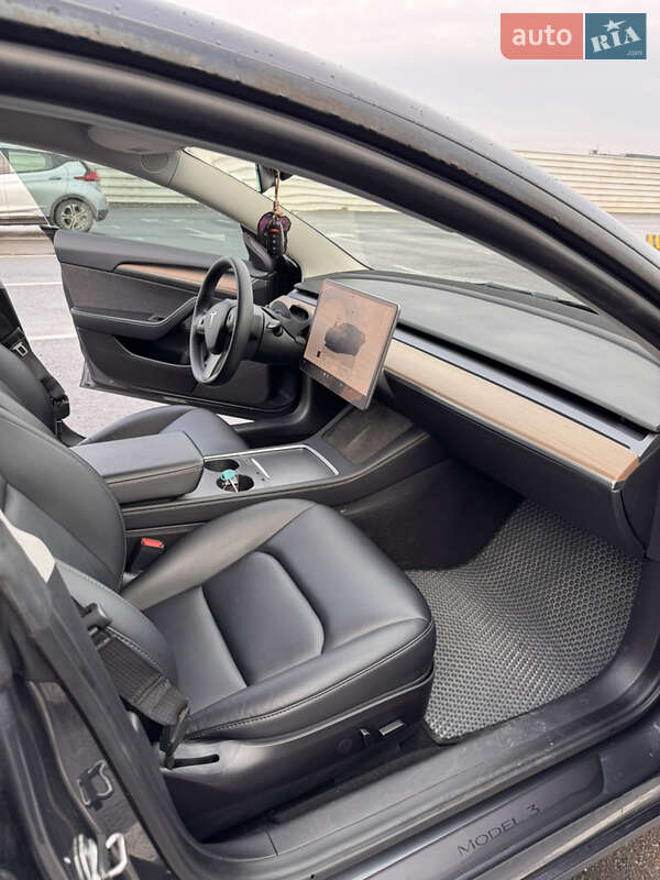 Седан Tesla Model 3 2022 в Львове фото 10 Седан Tesla Model 3 2022 в Львове