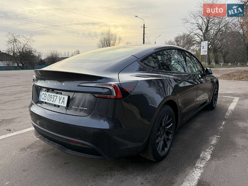 Седан Tesla Model 3 2024 в Киеве фото 10 Седан Tesla Model 3 2024 в Киеве