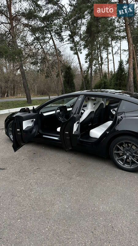 Седан Tesla Model 3 2018 в Черкасах фото 17 Седан Tesla Model 3 2018 в Черкасах