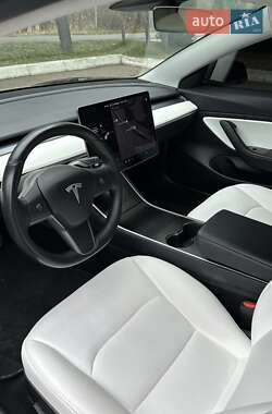 Седан Tesla Model 3 2018 в Черкасах фото 28 Седан Tesla Model 3 2018 в Черкасах