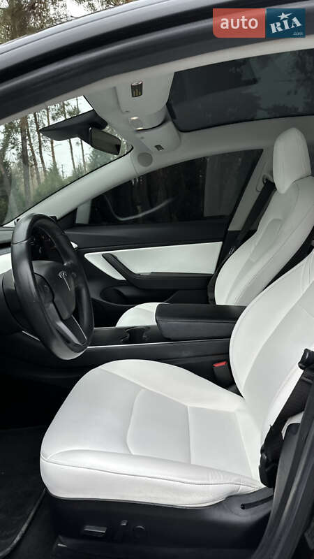 Седан Tesla Model 3 2018 в Черкасах фото 36 Седан Tesla Model 3 2018 в Черкасах
