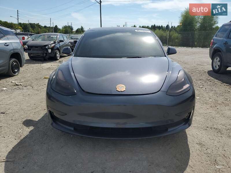 Седан Tesla Model 3 2023 в Дніпрі