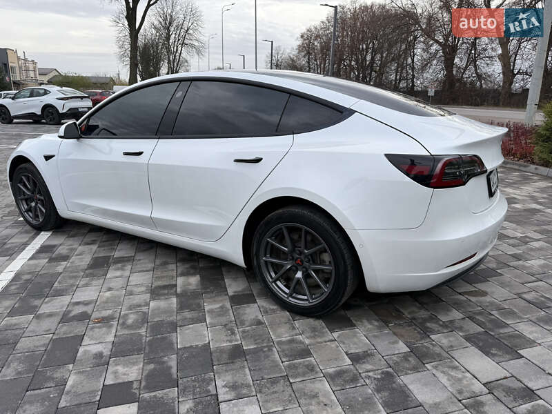 Седан Tesla Model 3 2021 в Виннице фото 4 Седан Tesla Model 3 2021 в Виннице