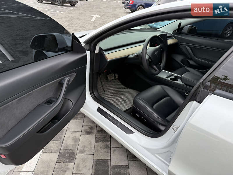 Седан Tesla Model 3 2021 в Виннице фото 9 Седан Tesla Model 3 2021 в Виннице