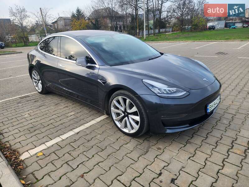 Седан Tesla Model 3 2018 в Одесі фото 7 Седан Tesla Model 3 2018 в Одесі