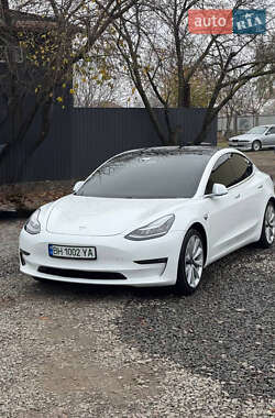 Седан Tesla Model 3 2019 в Одесі
