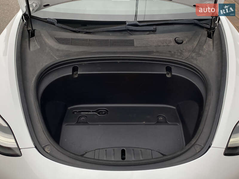 Седан Tesla Model 3 2019 в Білій Церкві фото 31 Седан Tesla Model 3 2019 в Білій Церкві