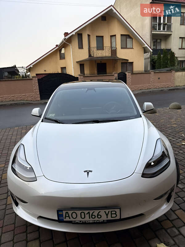 Седан Tesla Model 3 2021 в Ужгороде фото 3 Седан Tesla Model 3 2021 в Ужгороде