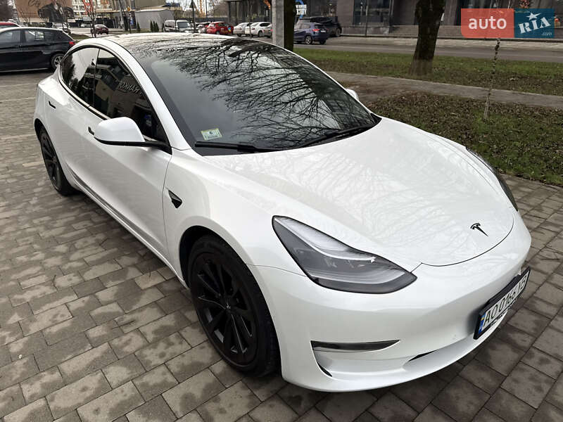 Седан Tesla Model 3 2021 в Ужгороде фото 51 Седан Tesla Model 3 2021 в Ужгороде