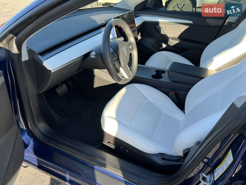 Седан Tesla Model 3 2022 в Ужгороде фото 12 Седан Tesla Model 3 2022 в Ужгороде