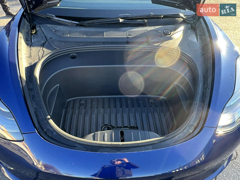 Седан Tesla Model 3 2022 в Ужгороде фото 19 Седан Tesla Model 3 2022 в Ужгороде